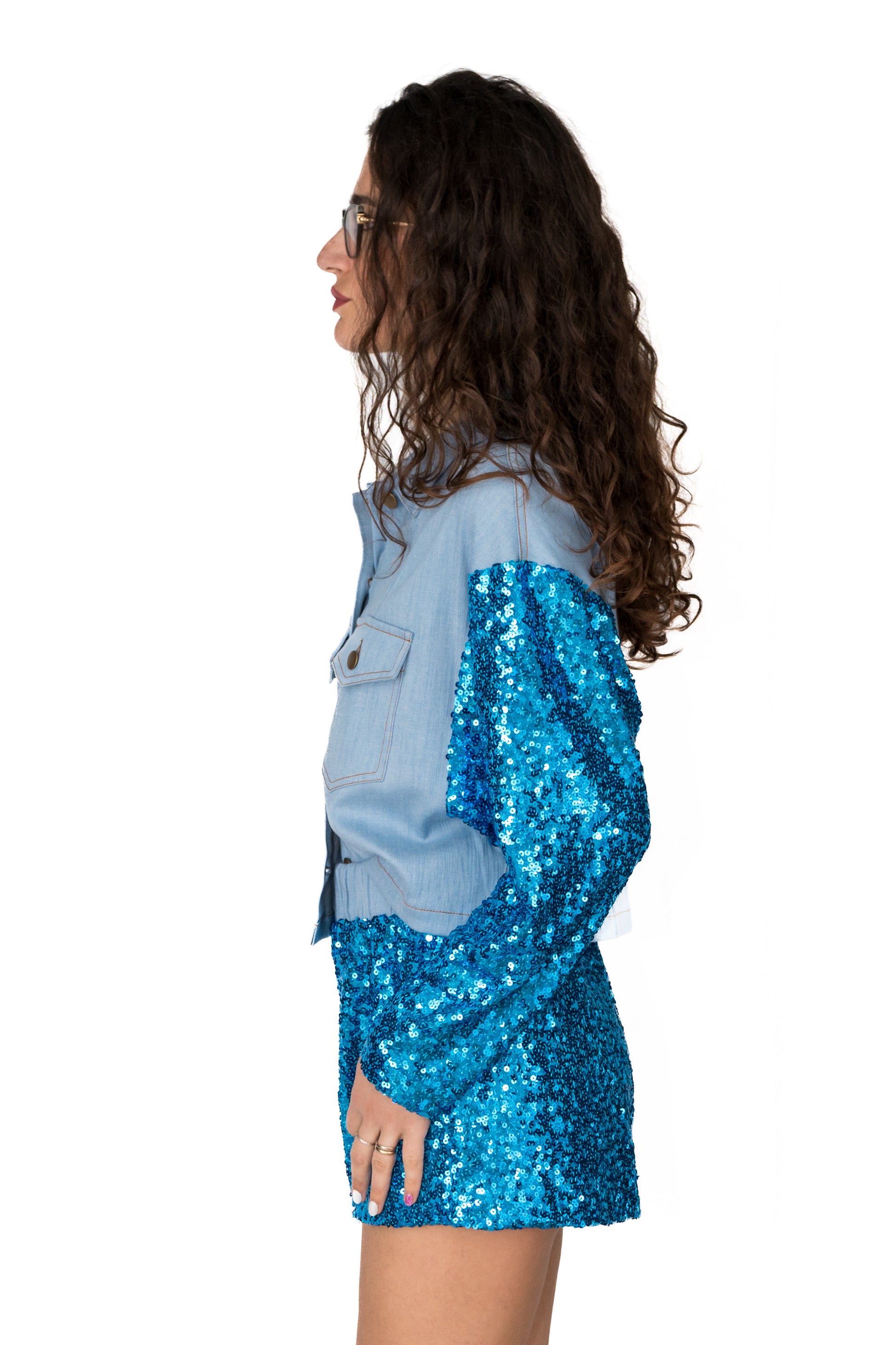 Completo giacca e shorts denim e paillettes