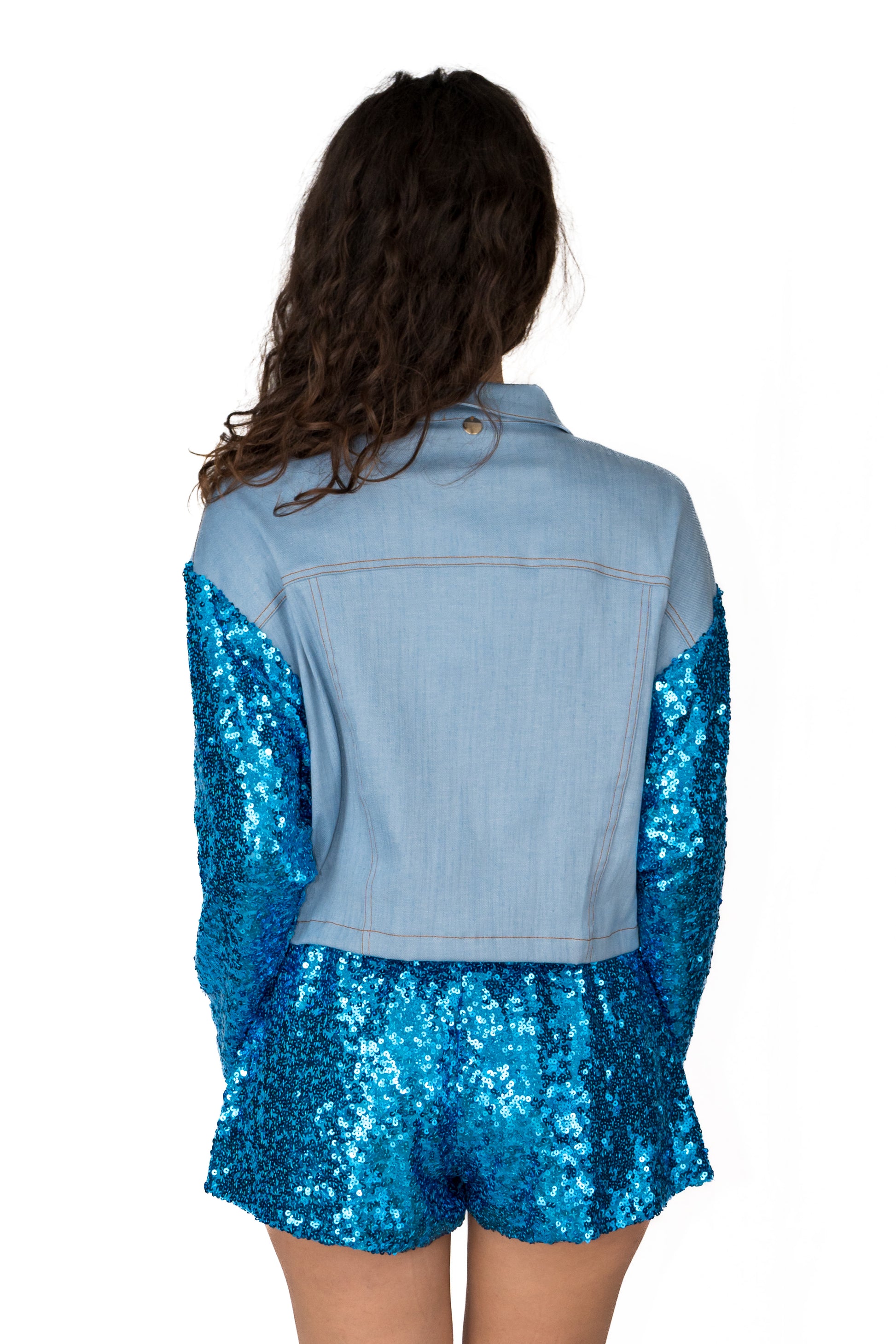 Giacca denim. Completo giacca e shorts