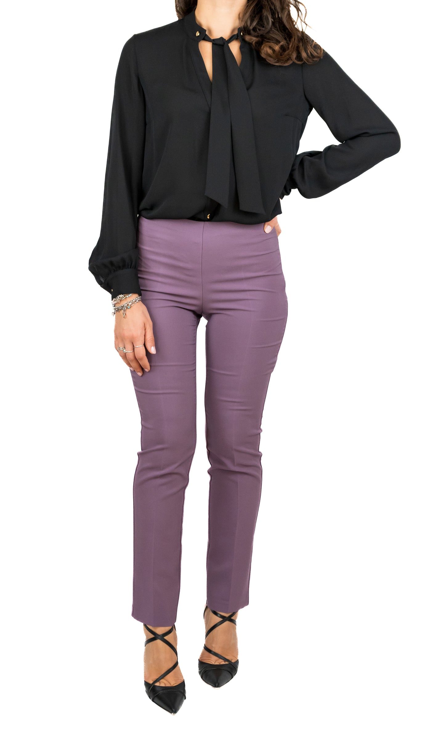 Pantalone basico in tessuto tecnico bistretch con elastico interno e zip a vista sul fianco