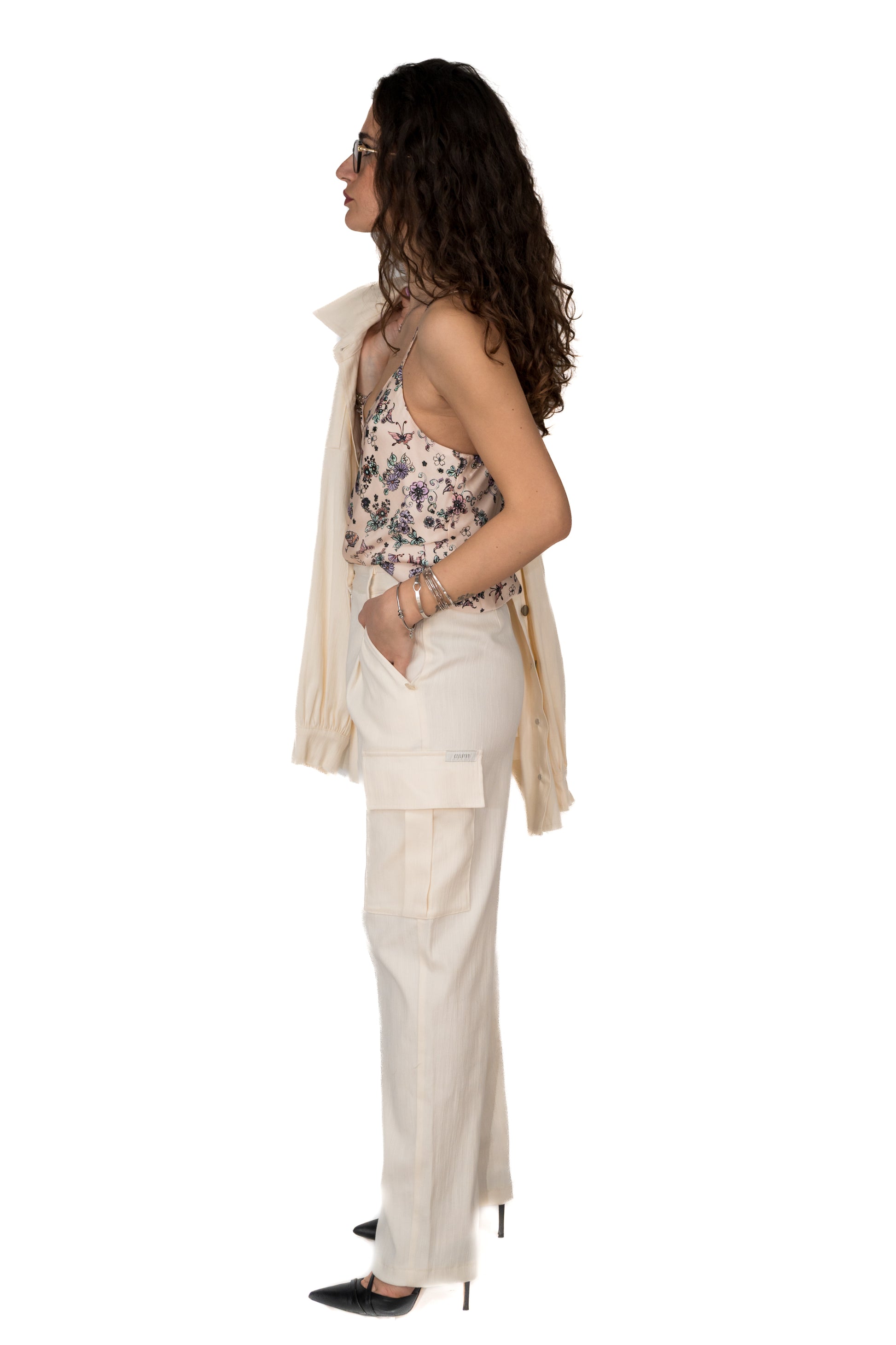 Completo camicione e pantalone cargo crema