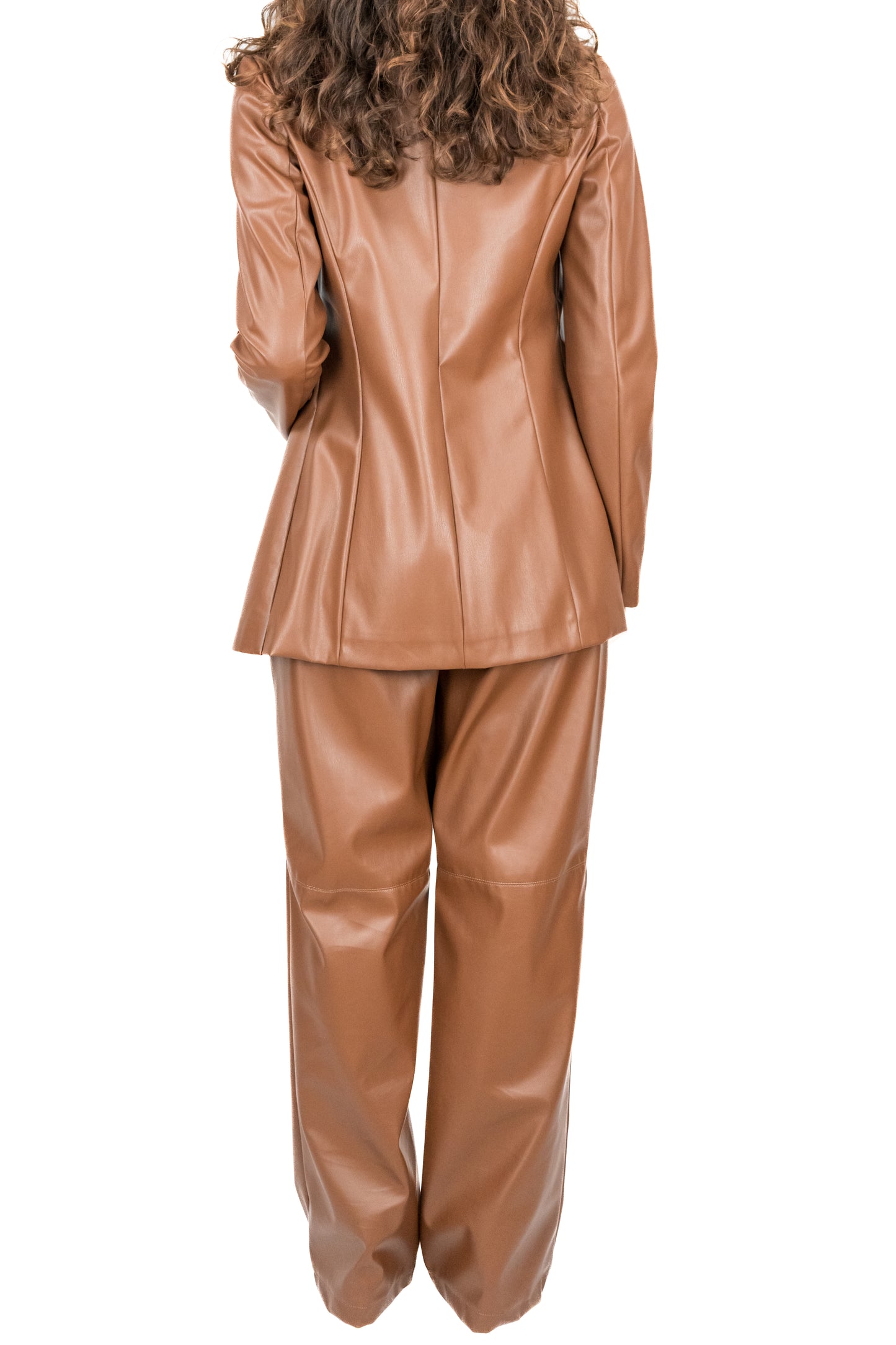 Tailleur in ecopelle colo tabacco